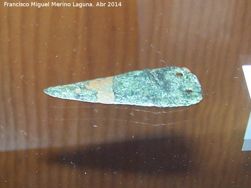 Puñal de la Edad del Cobre - Puñal de la Edad del Cobre. Museo Arqueológico Profesor Sotomayor - Andújar