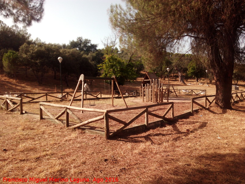 Área Recreativa de la Aliseda - Área Recreativa de la Aliseda. Parque infantil