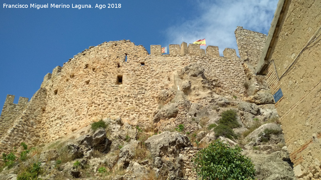Castillo de Bañeres - Castillo de Bañeres. Muralla