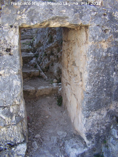 Castillo de Hútar - Castillo de Hútar. Puerta de acceso