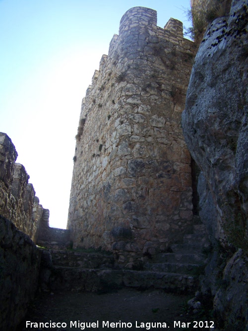 Castillo de Hútar - Castillo de Hútar. Patio de Armas