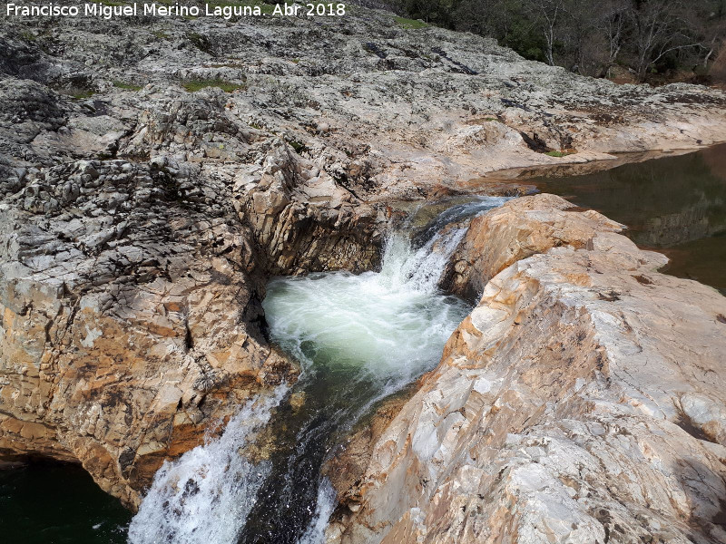 Cascada de la Cimbarra - Cascada de la Cimbarra. Pozas superiores