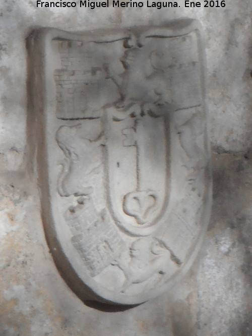 Fuente del Rey - Fuente del Rey. Escudo de Alcalá la Real