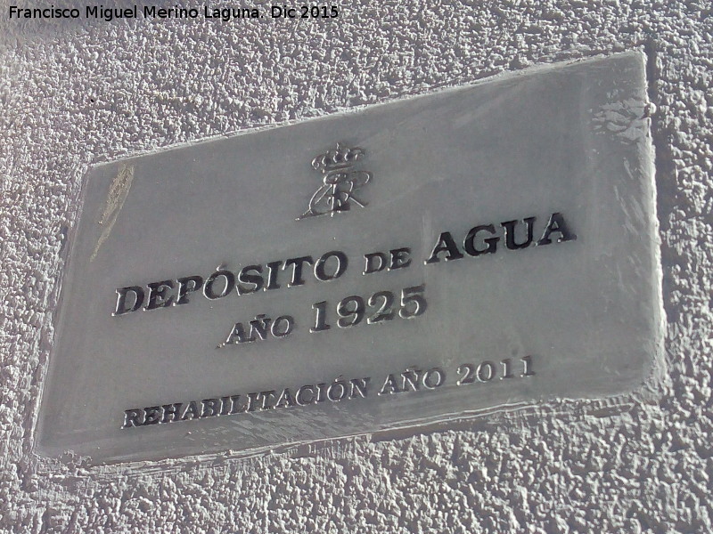 Depsito de agua de las Cruces - Depsito de agua de las Cruces. Placa