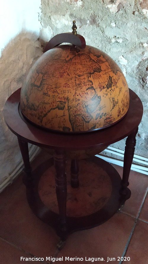 Cortijo del Vizconde - Cortijo del Vizconde. Globo terr�queo