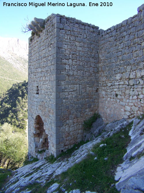 Castillo de Otiñar. Torreón de Acceso - Castillo de Otiñar. Torreón de Acceso. 