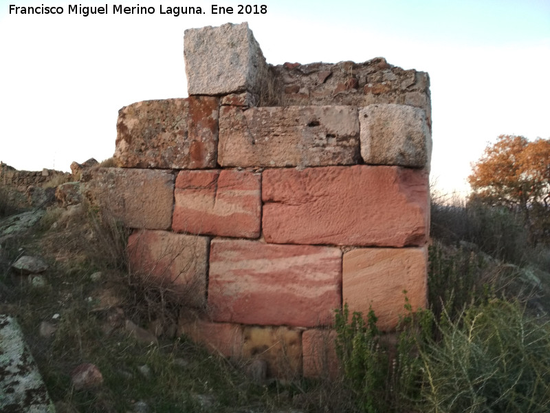 Ermita de San Bartolomé - Ermita de San Bartolomé. Restos de edificio romano