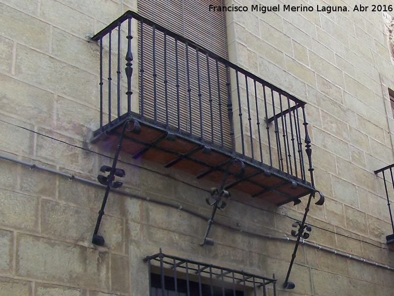 Casa de la Calle Martínez Montañés nº 16 - Casa de la Calle Martínez Montañés nº 16. Balcón