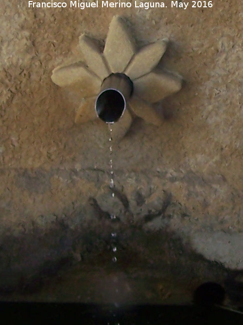 Fuente de Ribera Baja - Fuente de Ribera Baja. Caño