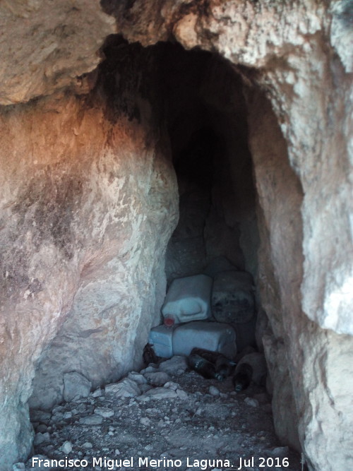 Cerro Salido - Cerro Salido. Cueva