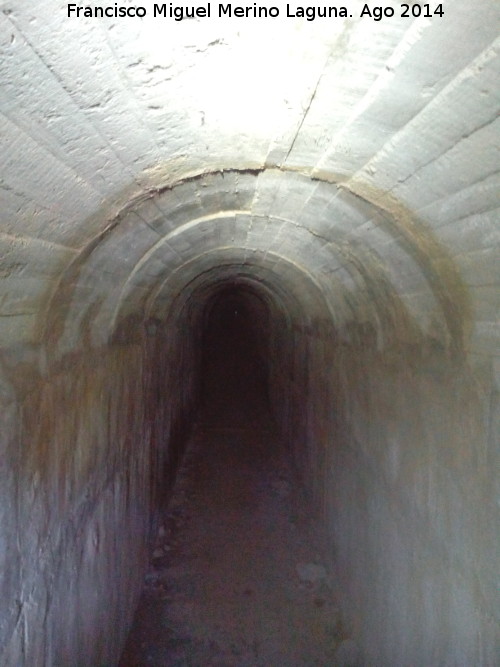 Camino de la Canalización de Otiñar - Camino de la Canalización de Otiñar. Túnel