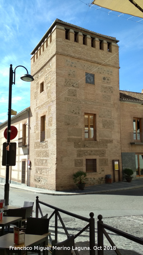 Castillo-Palacio de los Condes de Sástago - Castillo-Palacio de los Condes de Sástago. 