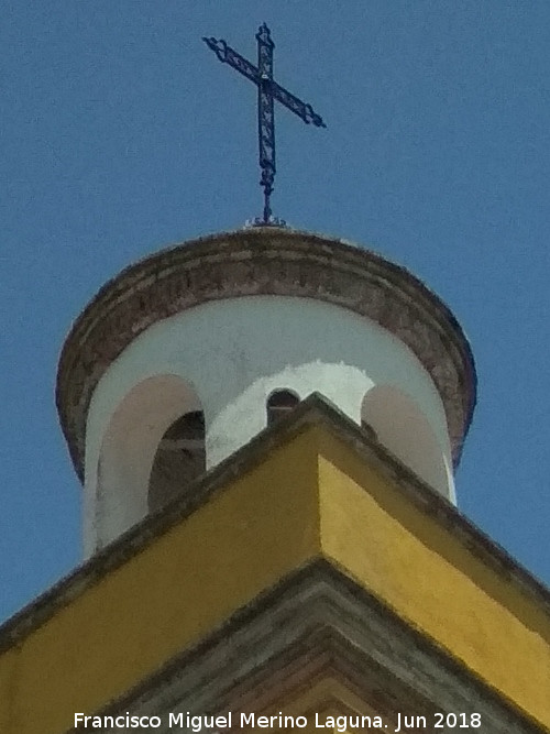 Iglesia de San Pedro Advíncula - Iglesia de San Pedro Advíncula. Templete y cruz