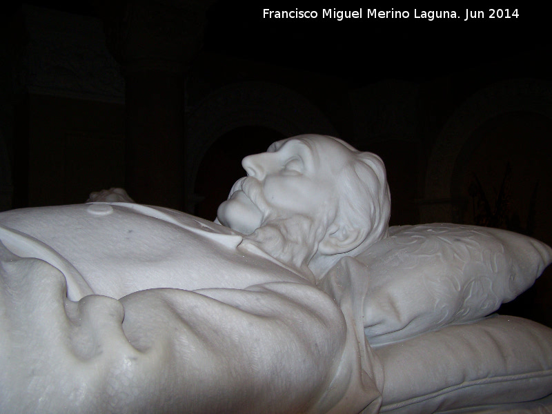 Cripta de los Marqueses de Linares - Cripta de los Marqueses de Linares. Marqués