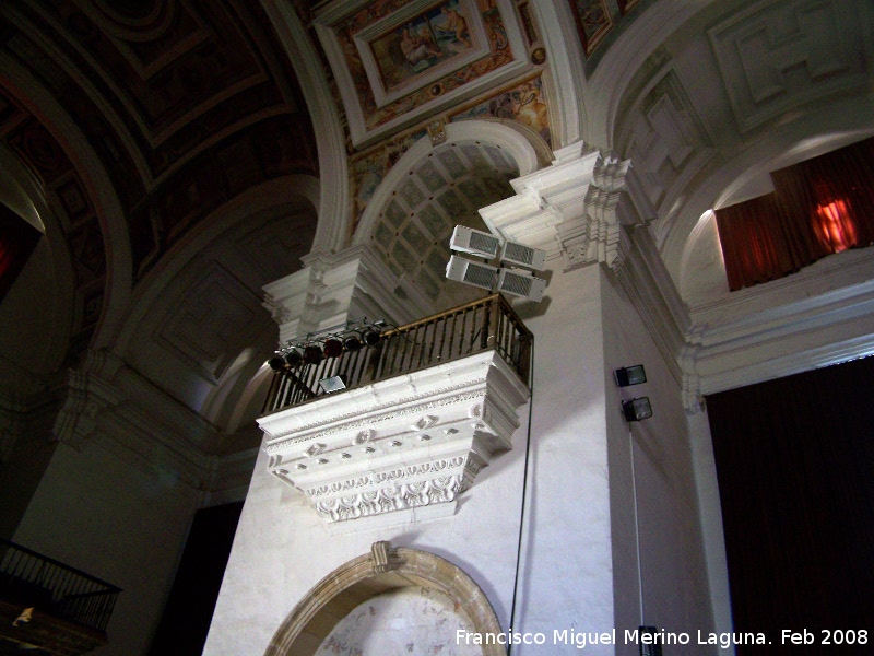 Hospital de Santiago. Capilla - Hospital de Santiago. Capilla. Balcón interno