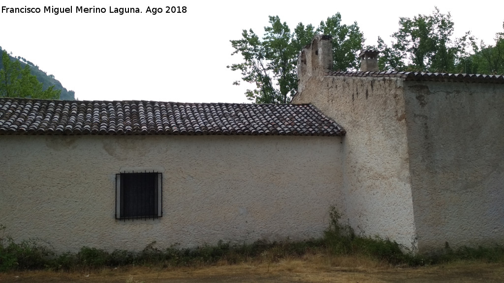 Iglesia de las Casicas del Río Segura - Iglesia de las Casicas del Río Segura. Lateral