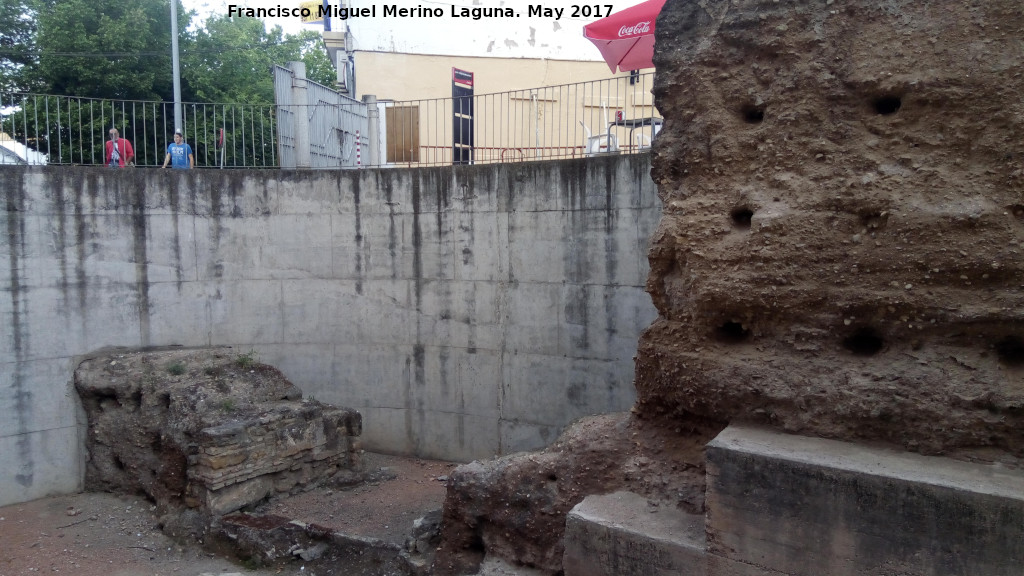 Puerta del Castillo de la Judería - Puerta del Castillo de la Judería. 