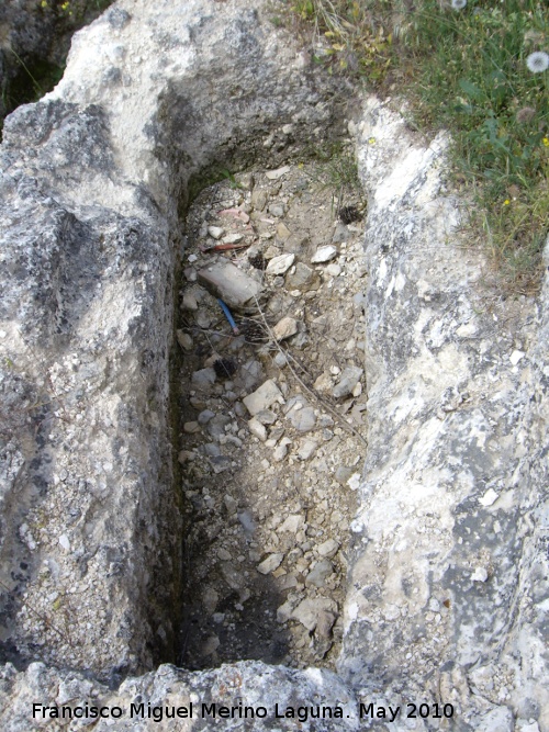 Necrópolis Visigoda del Cerro Miguelico - Necrópolis Visigoda del Cerro Miguelico. 