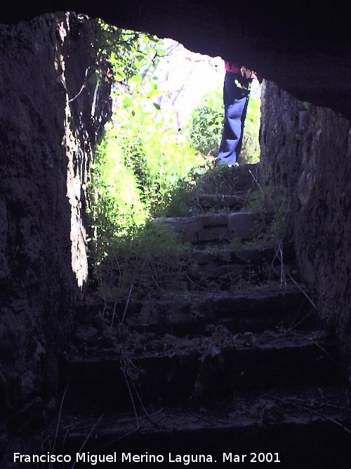 Mina árabe de la Aldehuela - Mina árabe de la Aldehuela. Escalones de salida de la mina de agua árabe