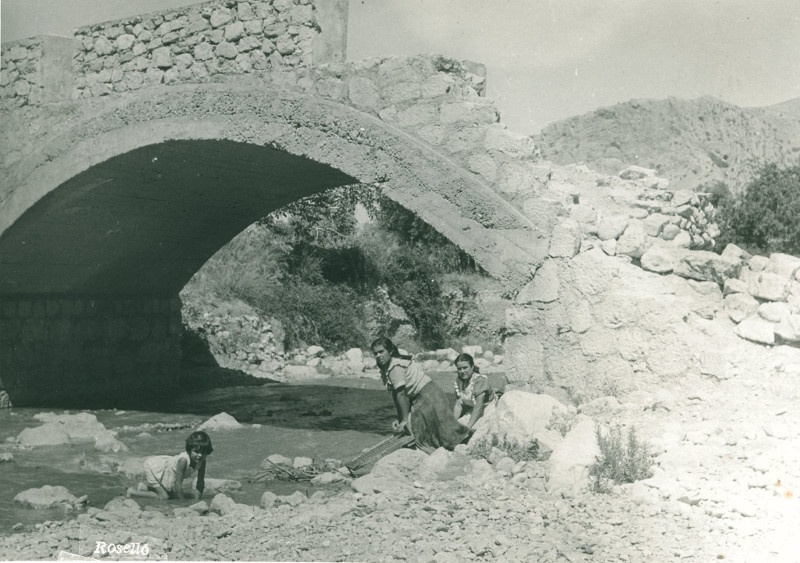 Puente del Quiebrajano - Puente del Quiebrajano. Foto antigua. Destrozos ocasionados durante la crecida del río en 1953