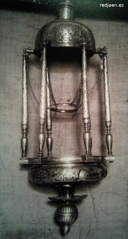 Historia de Torredonjimeno - Historia de Torredonjimeno. Lámpara de Torredonjimento. Foto de Enrique Romero de Torres