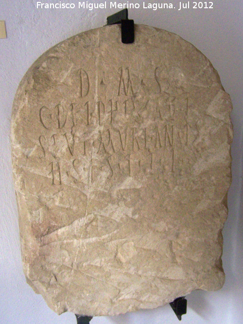 Historia de Torres - Historia de Torres. Lápida funeraria romana. Museo Arqeológico de Úbeda