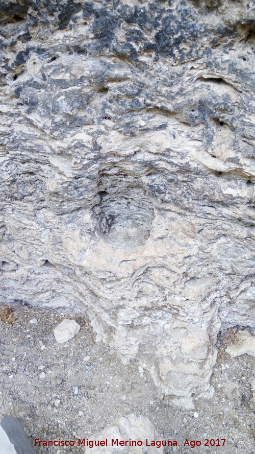 Casas Cueva del Tercero - Casas Cueva del Tercero. Hornacina pequeña, posiblemente para una luminaria