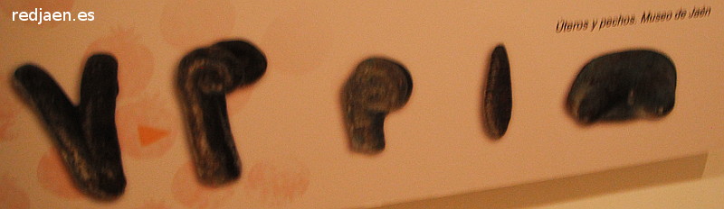 Iberos - Iberos. Exvotos de úteros y pechos. Museo Provincial de Jaén
