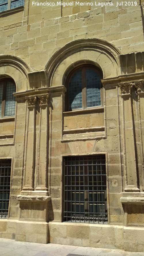 Antiguas Casas Consistoriales - Antiguas Casas Consistoriales. Ubicación del vítor