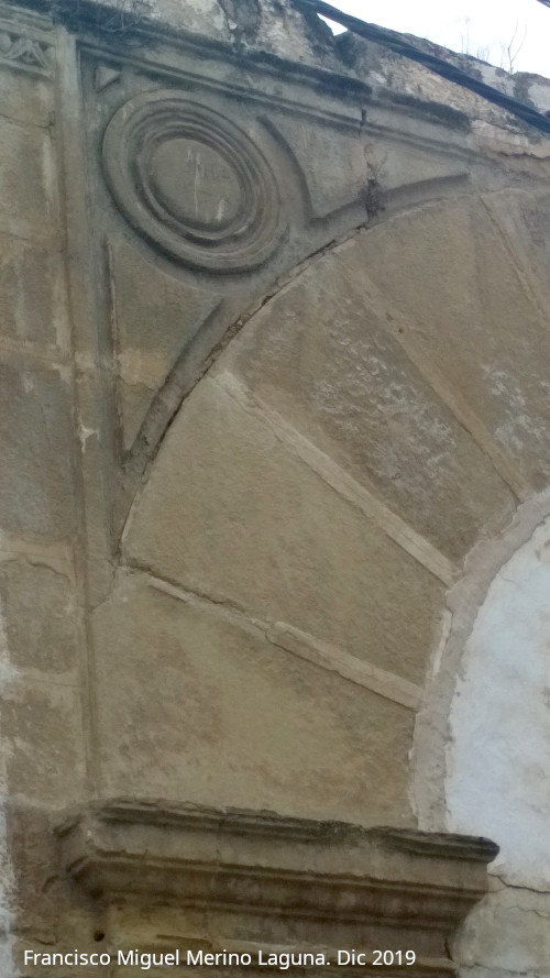 Casa de la Calle Pedraza n� 33 - Casa de la Calle Pedraza n� 33. Tondo izquierdo