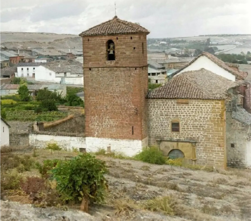 Iglesia de San Milln - Iglesia de San Milln. Foto coloreada de Jos Ventura. Aos 30 del siglo XX