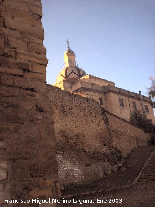 Convento de San Miguel - Convento de San Miguel. Cúpula desde la muralla de San Millán