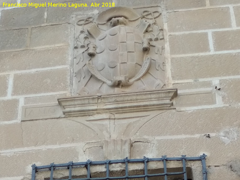 Iglesia de San Pablo - Iglesia de San Pablo. Escudo y año 1608