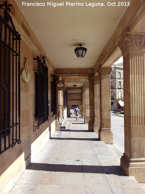 Plaza de Andalucía - Plaza de Andalucía. Soportales