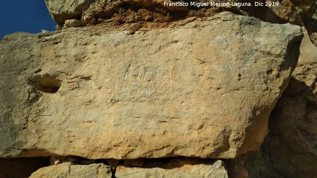 Muralla de Ja�n. Torre�n Sur IV - Muralla de Ja�n. Torre�n Sur IV. SOS. Graffiti