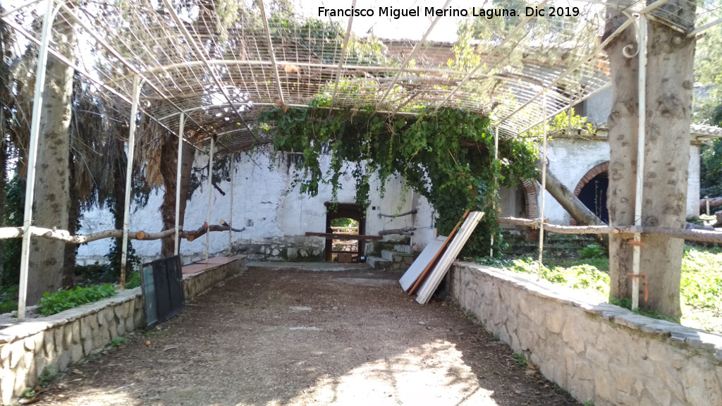 Caser�a de Manolito Ruiz - Caser�a de Manolito Ruiz. Entrada