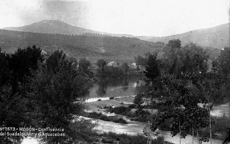 Aldea Mogón - Aldea Mogón.  Archivo Albert Martín Biblioteca de Cataluña