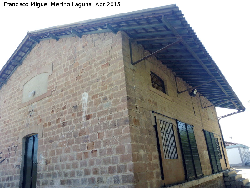 Estación de Villanueva de la Reina - Estación de Villanueva de la Reina. Almacén de la estación