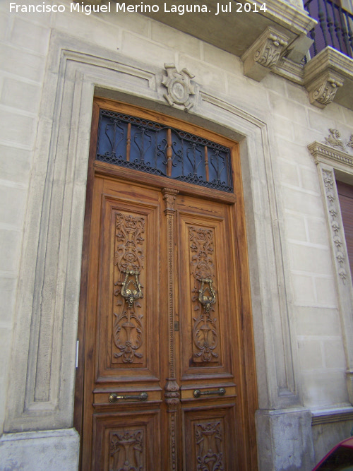Círculo Mercantil - Círculo Mercantil. Puerta lateral