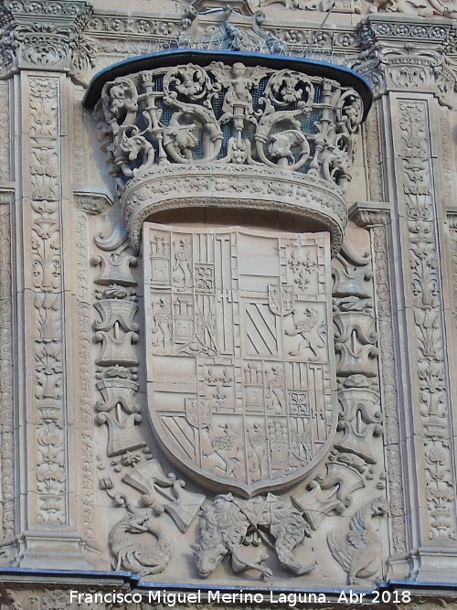 España - España. Escudo de España del siglo XVI. Universidad de Salamanca