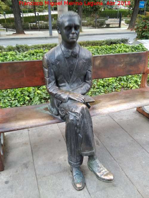 Estatua de Federico García Lorca - Estatua de Federico García Lorca. 