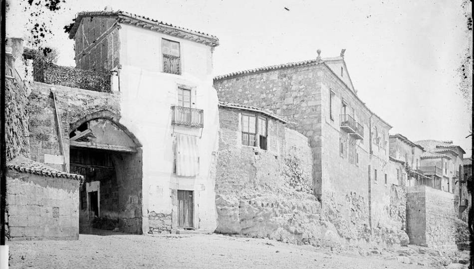 Puerta del Río - Puerta del Río. 1889. Autor J. Laurent y Cía