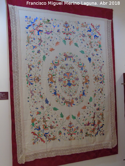 Bordados Serranos - Bordados Serranos. Colcha de boda. Exposicin Palacio Episcopal Salamanca