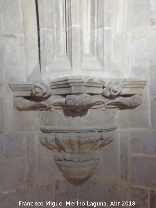 Catedral Vieja. Sala del reloj - Catedral Vieja. Sala del reloj. Ménsula
