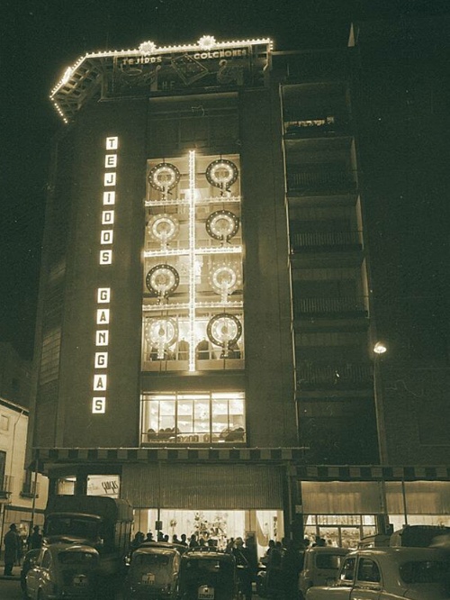 Edificio de Tejidos Gangas - Edificio de Tejidos Gangas. Foto antigua