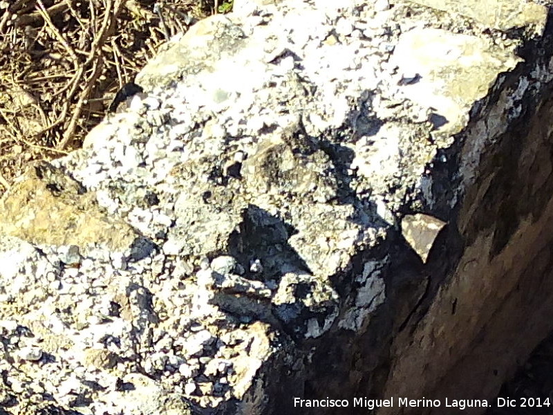 Lavaderos de El Vadillo - Lavaderos de El Vadillo. Caño de llenado de la alberca inferior