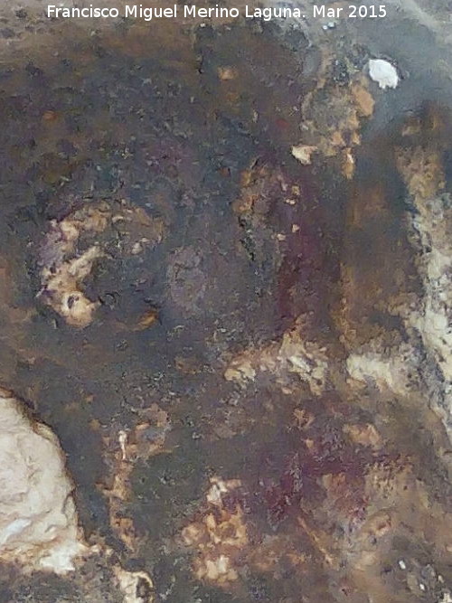 Pinturas rupestres de la Cueva de los Herreros Grupo VII - Pinturas rupestres de la Cueva de los Herreros Grupo VII. Tercer arquero muy desvaído