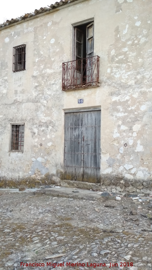 Cortijo Bajo de Torrealcázar - Cortijo Bajo de Torrealcázar. Empedrado