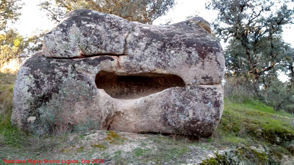 Necrópolis del Cerro de las Sepulturas - Necrópolis del Cerro de las Sepulturas. 