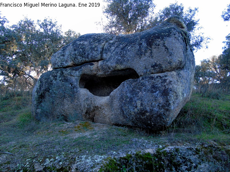 Necrópolis del Cerro de las Sepulturas - Necrópolis del Cerro de las Sepulturas. 